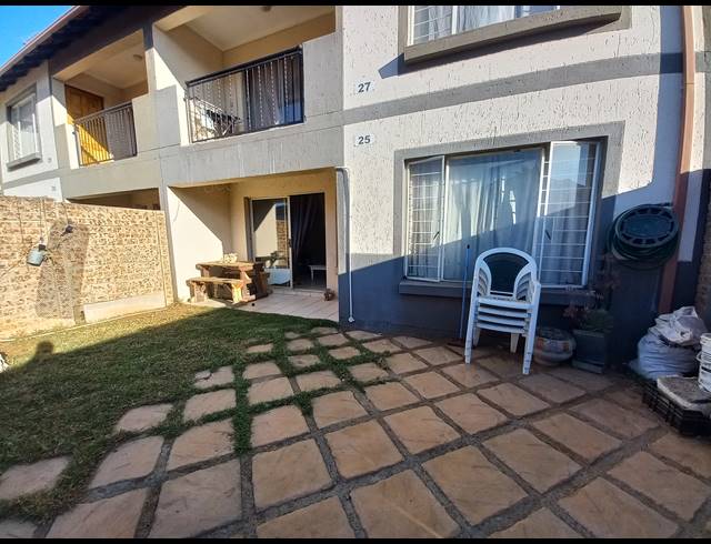 2 BEDROOM SECTIONAL TITLE FOR SALE IN PARKRAND